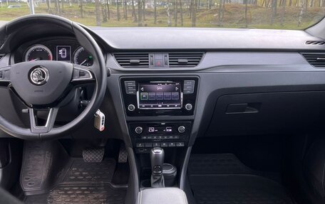 Skoda Rapid I, 2018 год, 1 550 000 рублей, 22 фотография