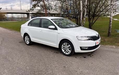 Skoda Rapid I, 2018 год, 1 550 000 рублей, 19 фотография