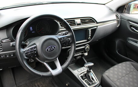 KIA Rio IV, 2020 год, 1 675 000 рублей, 10 фотография