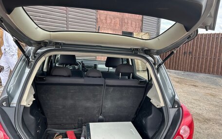Nissan Tiida, 2008 год, 360 000 рублей, 10 фотография
