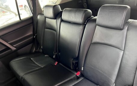 Toyota Land Cruiser Prado 150 рестайлинг 2, 2009 год, 2 695 000 рублей, 10 фотография