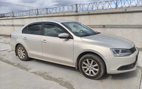 Volkswagen Jetta VI, 2014 год, 950 000 рублей, 2 фотография