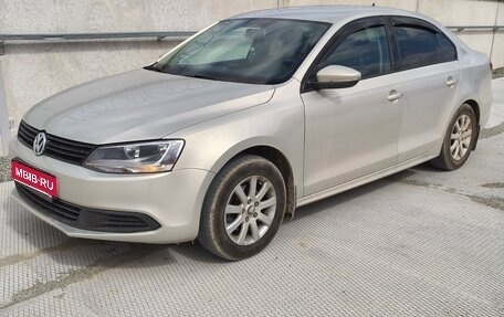 Volkswagen Jetta VI, 2014 год, 950 000 рублей, 1 фотография
