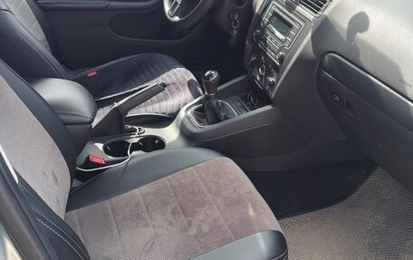 Volkswagen Jetta VI, 2014 год, 950 000 рублей, 11 фотография