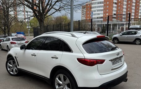 Infiniti QX70, 2014 год, 2 970 000 рублей, 4 фотография