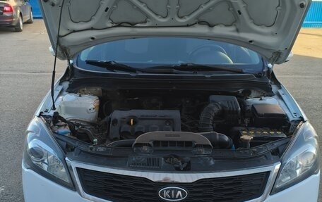 KIA cee'd I рестайлинг, 2011 год, 620 000 рублей, 14 фотография