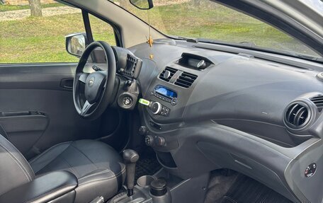 Chevrolet Spark III, 2014 год, 930 000 рублей, 5 фотография