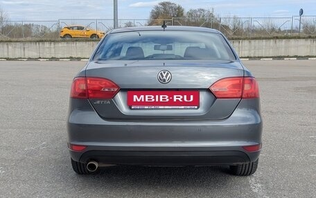 Volkswagen Jetta VI, 2012 год, 1 200 000 рублей, 3 фотография