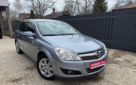 Opel Astra H, 2007 год, 600 000 рублей, 1 фотография