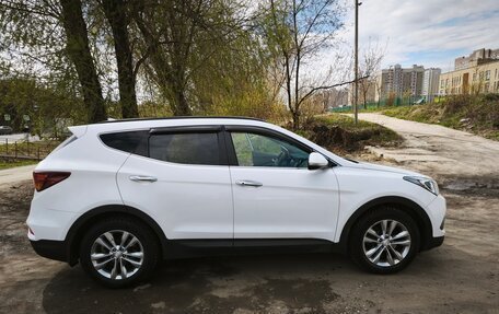 Hyundai Santa Fe III рестайлинг, 2016 год, 1 950 000 рублей, 2 фотография
