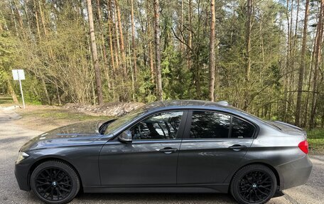 BMW 3 серия, 2018 год, 1 780 000 рублей, 12 фотография
