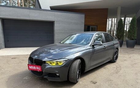 BMW 3 серия, 2018 год, 1 780 000 рублей, 2 фотография
