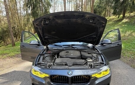 BMW 3 серия, 2018 год, 1 780 000 рублей, 7 фотография