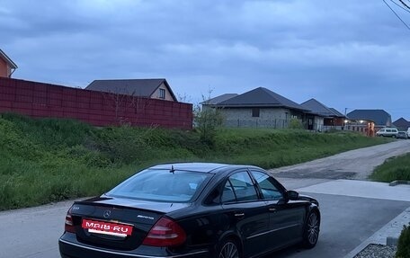 Mercedes-Benz E-Класс, 2003 год, 850 000 рублей, 3 фотография