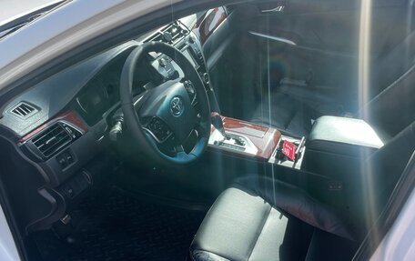 Toyota Camry, 2012 год, 1 710 000 рублей, 8 фотография