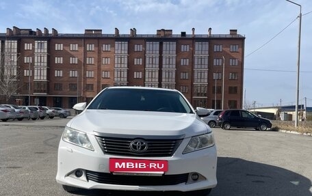 Toyota Camry, 2012 год, 1 710 000 рублей, 10 фотография