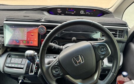 Honda Stepwgn IV, 2019 год, 2 400 000 рублей, 7 фотография