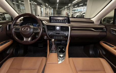 Lexus RX IV рестайлинг, 2018 год, 4 990 000 рублей, 8 фотография