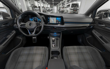 Volkswagen Golf VIII, 2020 год, 3 120 000 рублей, 8 фотография