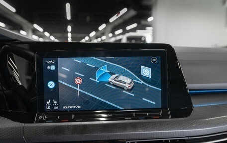 Volkswagen Golf VIII, 2020 год, 3 120 000 рублей, 22 фотография