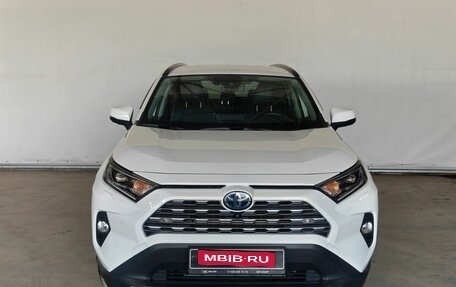 Toyota RAV4, 2019 год, 3 150 000 рублей, 2 фотография