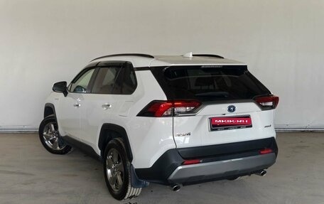 Toyota RAV4, 2019 год, 3 150 000 рублей, 7 фотография