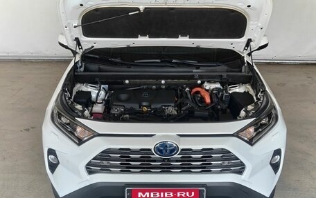 Toyota RAV4, 2019 год, 3 150 000 рублей, 20 фотография
