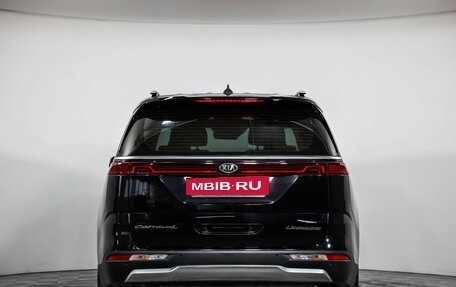 KIA Carnival, 2021 год, 3 869 000 рублей, 6 фотография