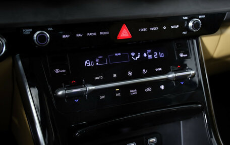 KIA Carnival, 2021 год, 3 869 000 рублей, 17 фотография