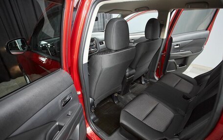 Mitsubishi Outlander III рестайлинг 3, 2013 год, 1 490 000 рублей, 13 фотография