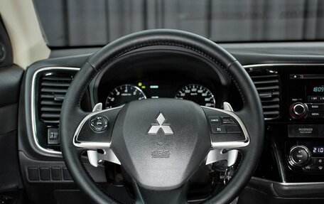 Mitsubishi Outlander III рестайлинг 3, 2013 год, 1 490 000 рублей, 15 фотография