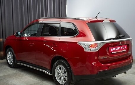 Mitsubishi Outlander III рестайлинг 3, 2013 год, 1 490 000 рублей, 6 фотография