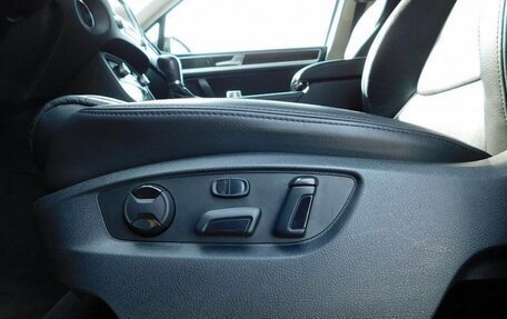 Volkswagen Touareg III, 2013 год, 2 750 000 рублей, 6 фотография