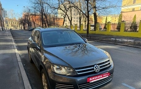 Volkswagen Touareg III, 2013 год, 2 750 000 рублей, 2 фотография