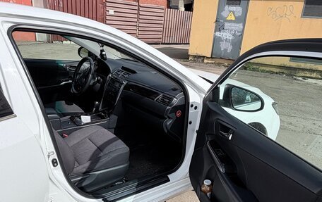 Toyota Camry, 2015 год, 2 000 000 рублей, 8 фотография