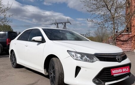 Toyota Camry, 2015 год, 2 000 000 рублей, 2 фотография