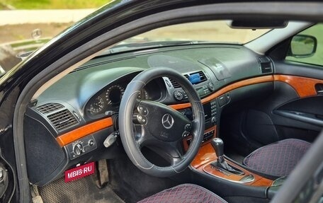 Mercedes-Benz E-Класс, 2006 год, 850 000 рублей, 10 фотография