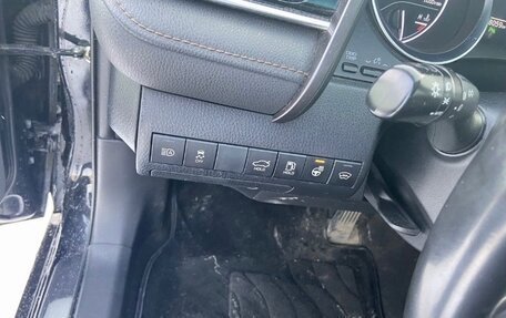 Toyota Camry, 2019 год, 2 480 000 рублей, 9 фотография