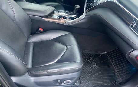 Toyota Camry, 2019 год, 2 480 000 рублей, 32 фотография