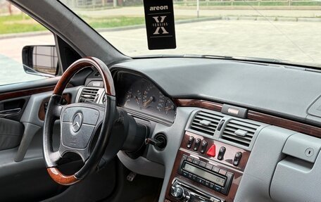 Mercedes-Benz E-Класс, 1999 год, 480 000 рублей, 7 фотография