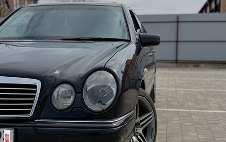 Mercedes-Benz E-Класс, 1999 год, 480 000 рублей, 2 фотография