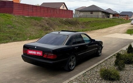 Mercedes-Benz E-Класс, 1999 год, 480 000 рублей, 6 фотография