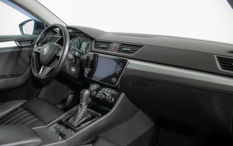 Skoda Superb III рестайлинг, 2018 год, 2 515 000 рублей, 9 фотография