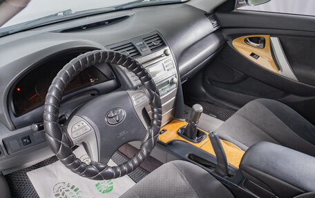 Toyota Camry, 2006 год, 979 000 рублей, 9 фотография