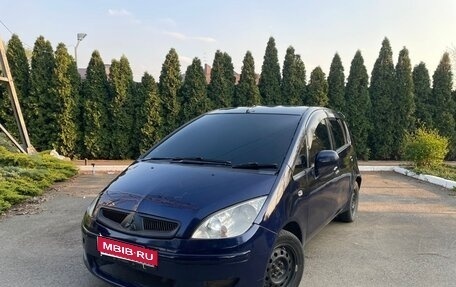 Mitsubishi Colt VI рестайлинг, 2003 год, 250 000 рублей, 1 фотография
