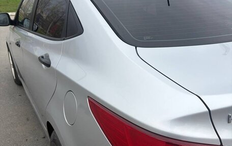 Hyundai Solaris II рестайлинг, 2015 год, 830 000 рублей, 9 фотография