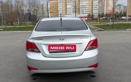 Hyundai Solaris II рестайлинг, 2015 год, 830 000 рублей, 5 фотография
