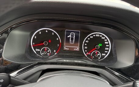 Volkswagen Polo VI (EU Market), 2021 год, 1 990 000 рублей, 11 фотография