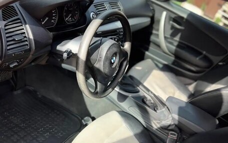 BMW 1 серия, 2008 год, 780 000 рублей, 19 фотография
