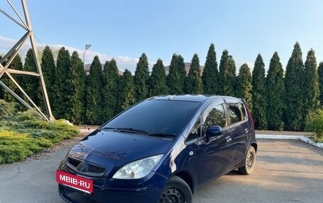 Mitsubishi Colt VI рестайлинг, 2003 год, 250 000 рублей, 2 фотография